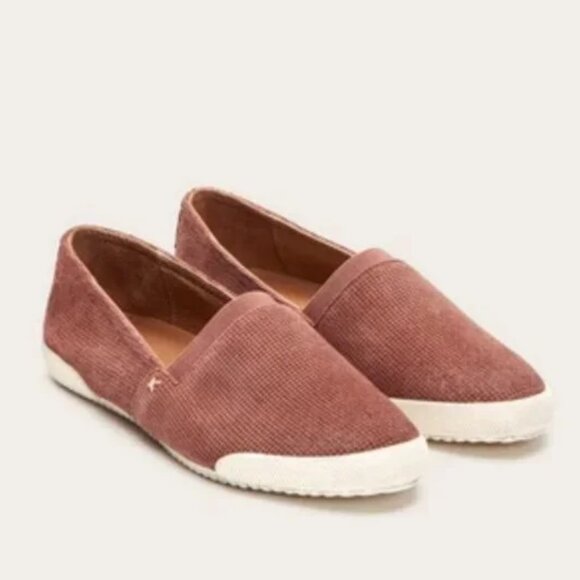 🎉 Frye "Melanie" slip on Shoes 🎉 - Picture 1 of 3